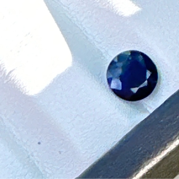 1.09ct Natural Ceylon Blue Sapphire Round Cut - Picture 11 of 17